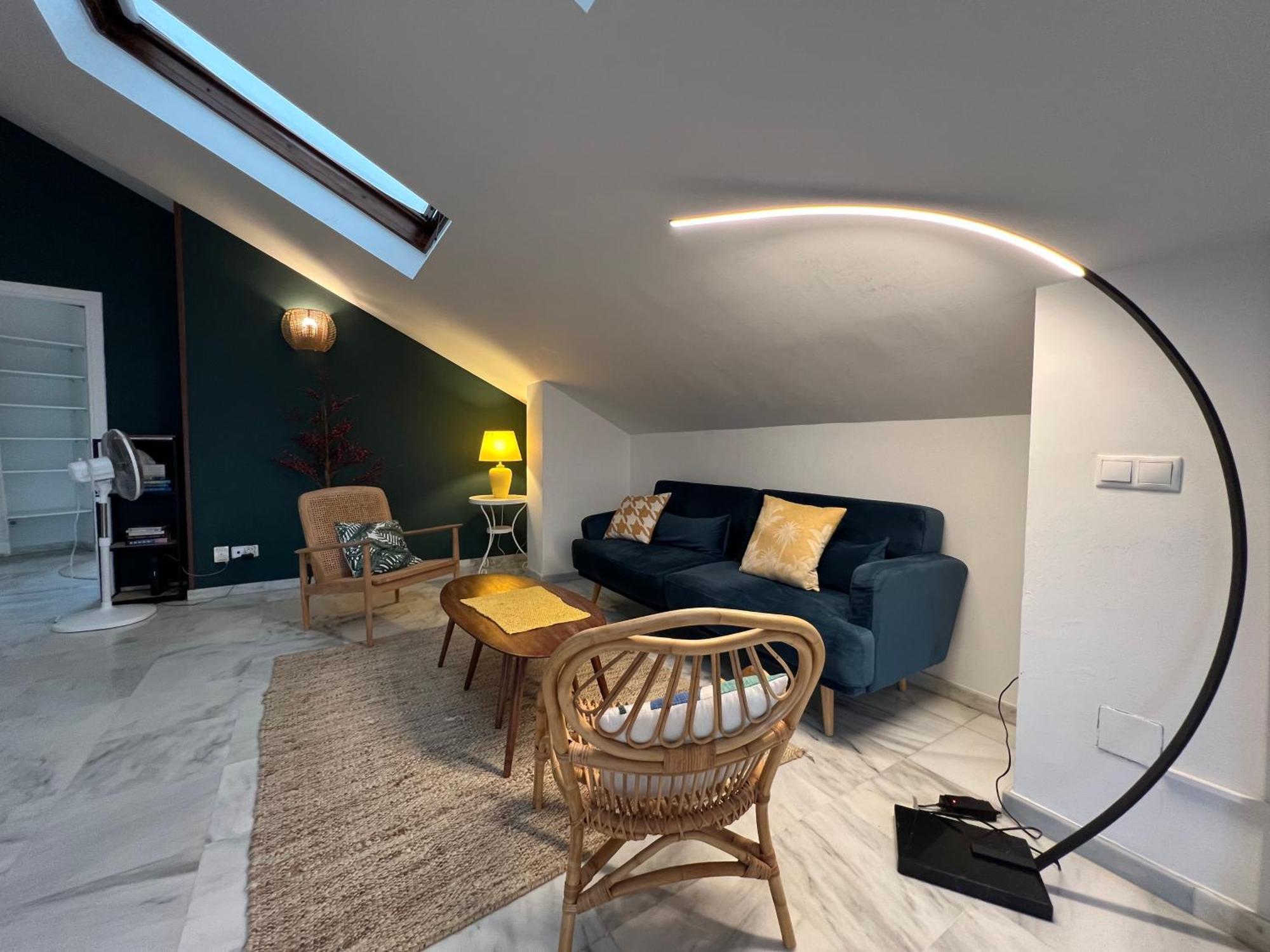 Blue Glass Penthouse In Center Apartamento Marbella