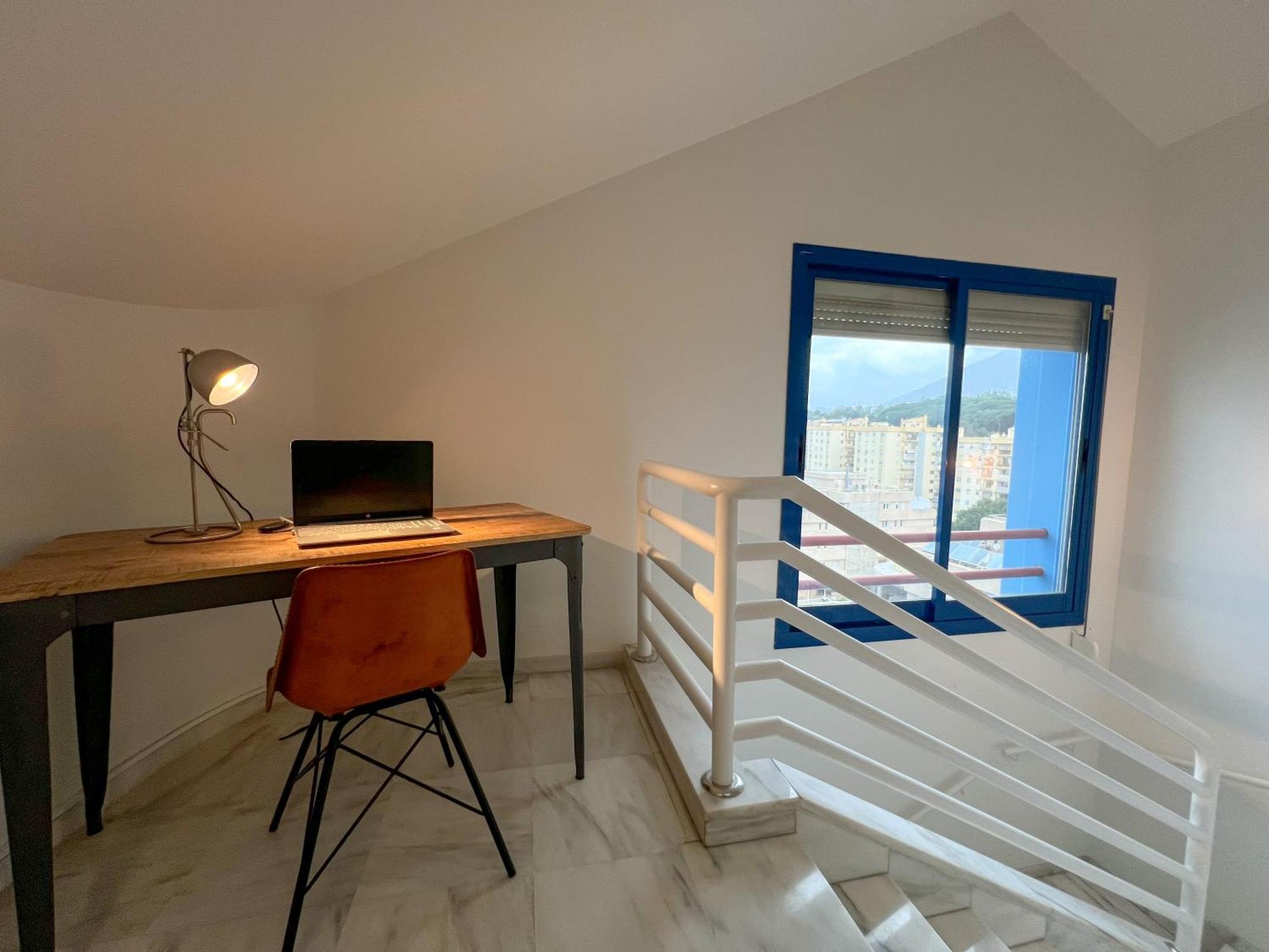 Blue Glass Penthouse In Center Apartamento Marbella