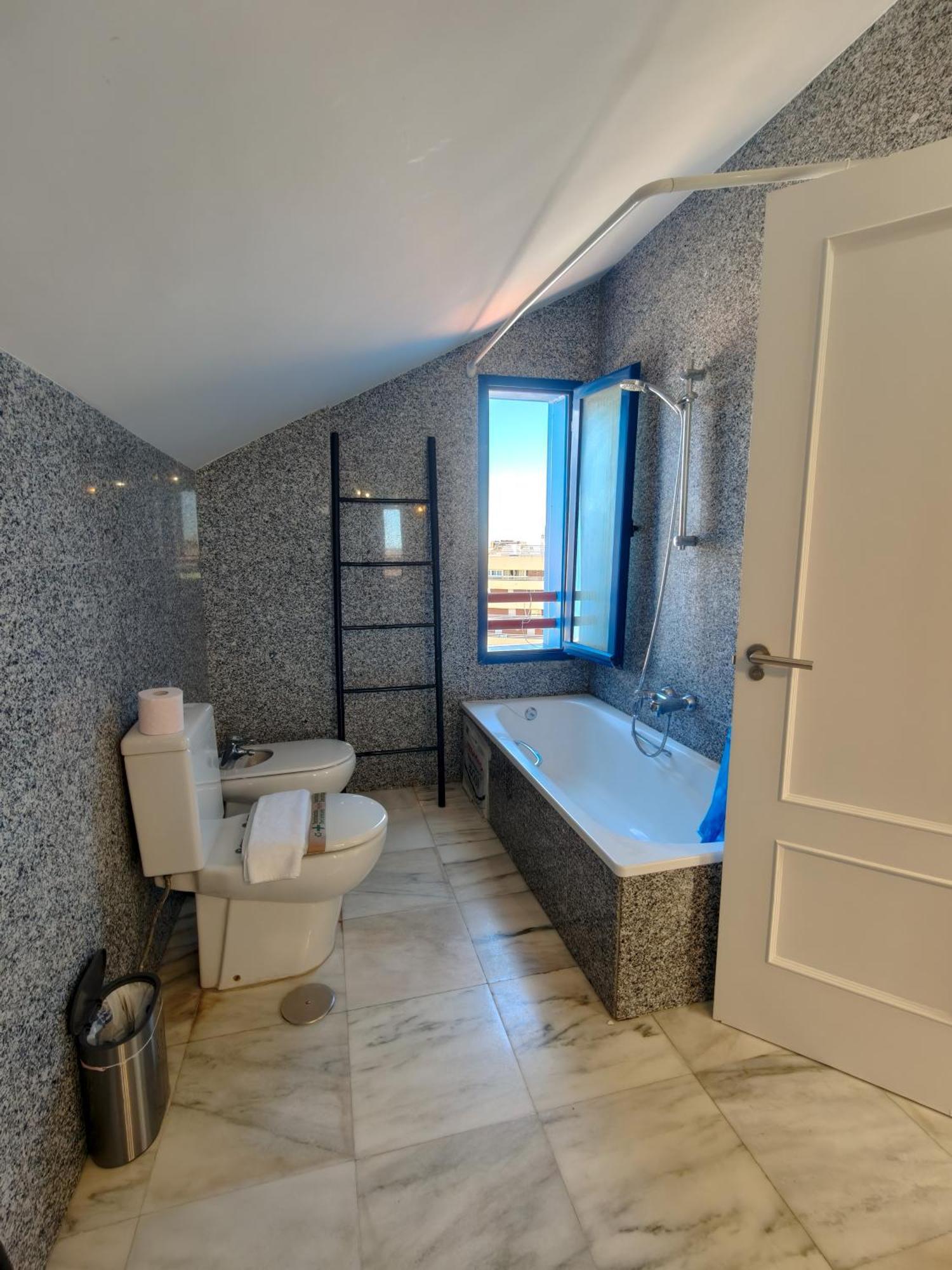 Apartamento Blue Glass Penthouse In Center *
