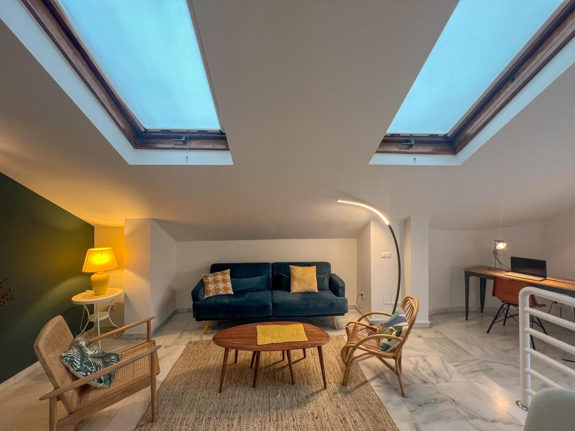 Blue Glass Penthouse In Center Apartamento Marbella