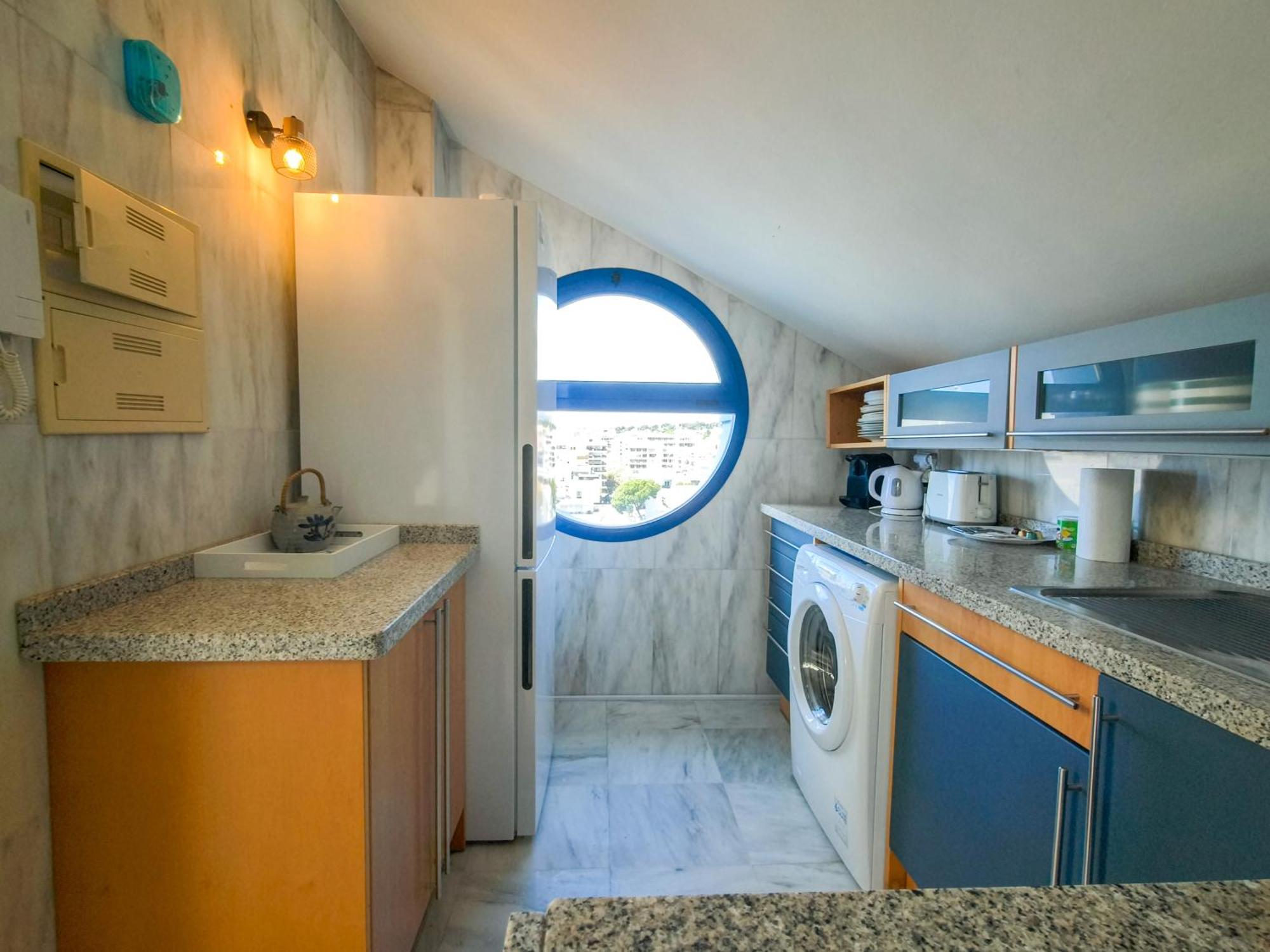 Blue Glass Penthouse In Center Apartamento
